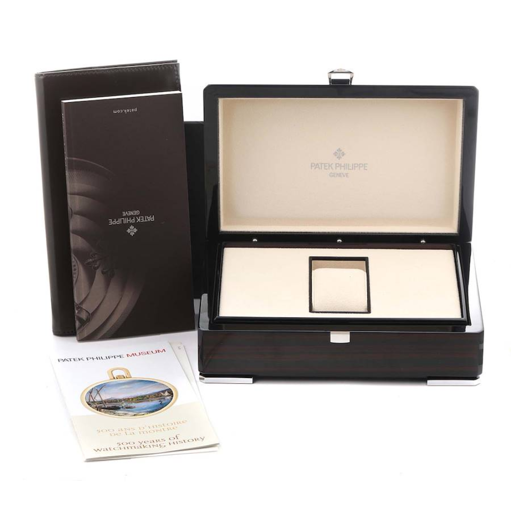 Patek Philippe Complications 5396/1G-011