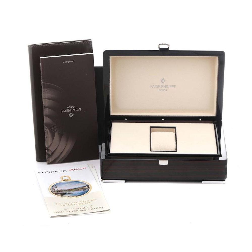 Patek Philippe Annual Calendar Moonphase 5396R-011 "Rose Gold White Dial"