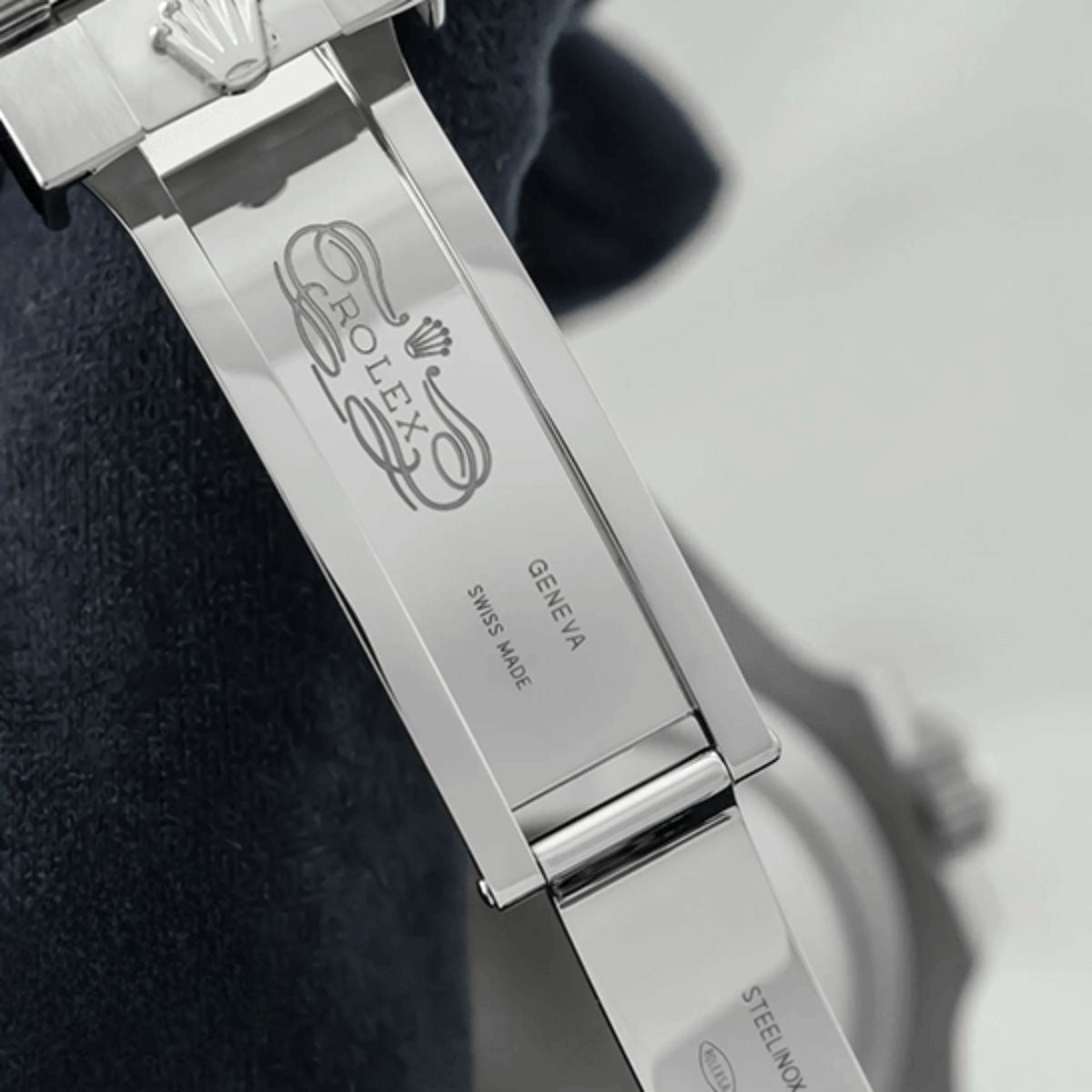 Rolex Submariner 126610LV "Kermit"